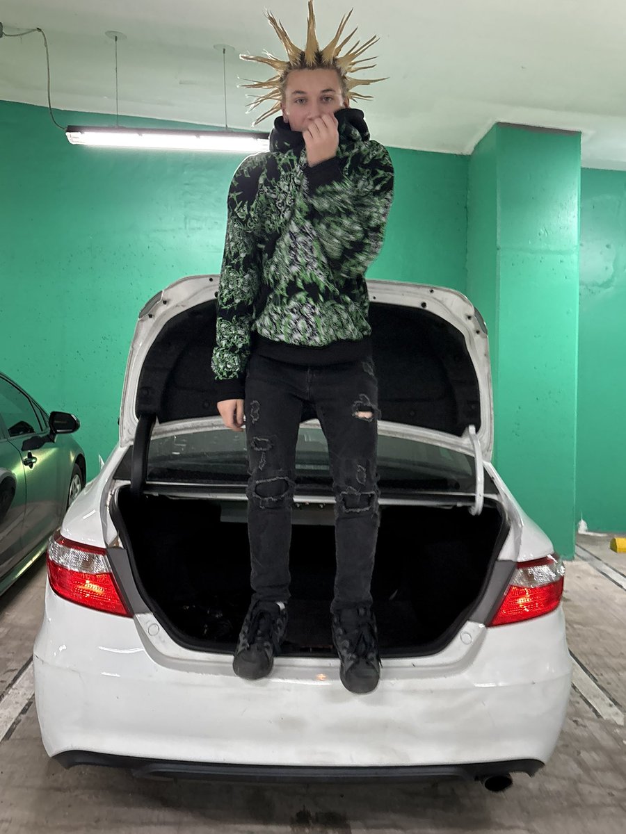 Punk Racks tweet media