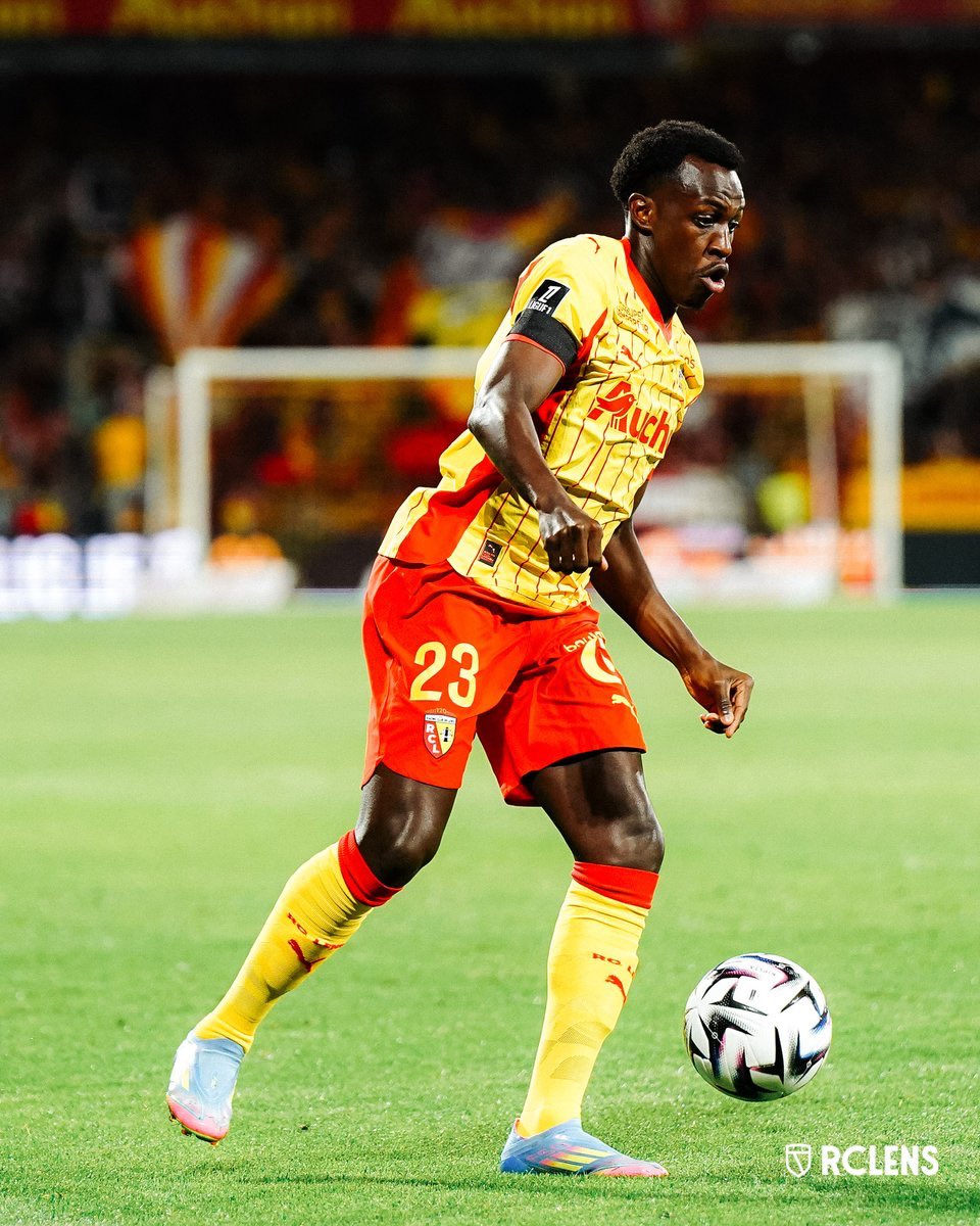 Lensoi💯s 🇫🇷🇵🇱 tweet media