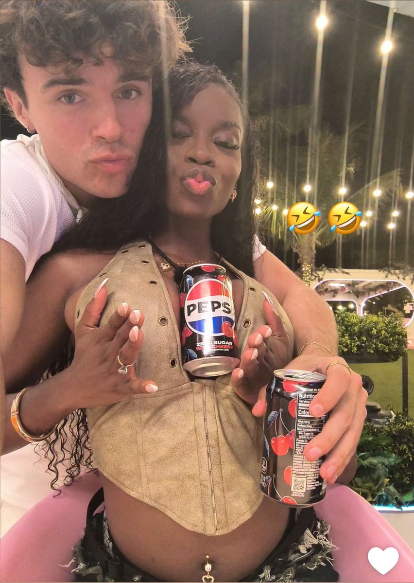 OLANDRIA AND NIC PLAYED IN THAT DAMN VILLA.