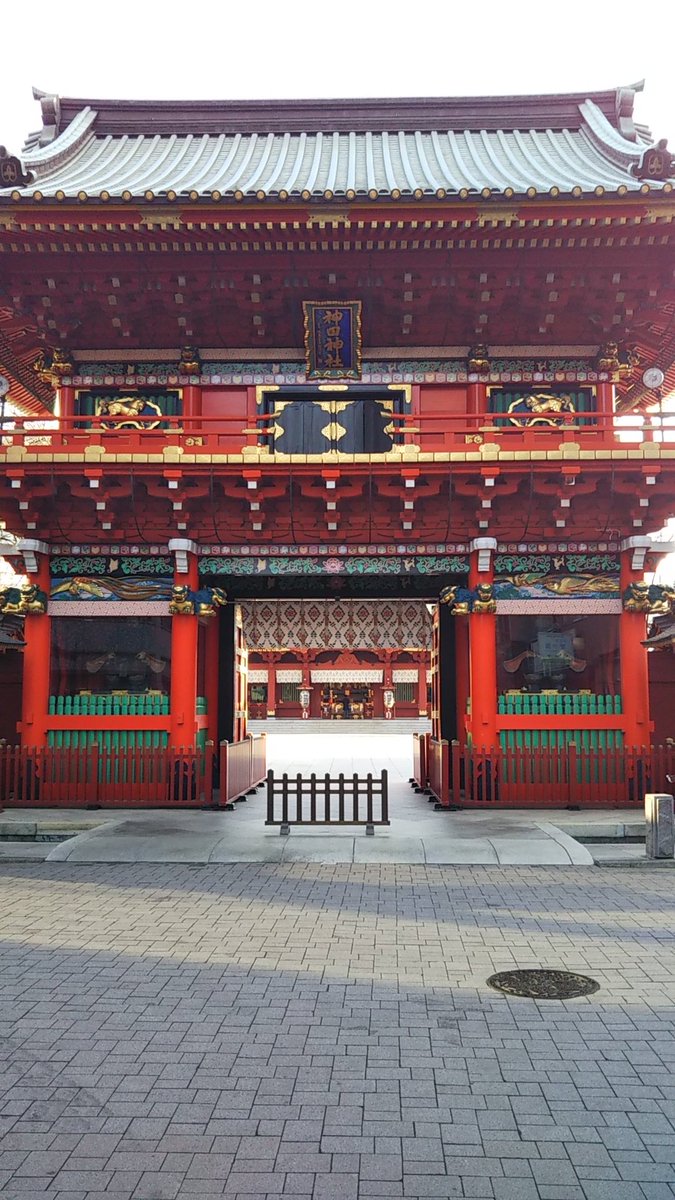 おはようございます(。-ω-)zzz
地元に帰る前に、神田明神へ✨