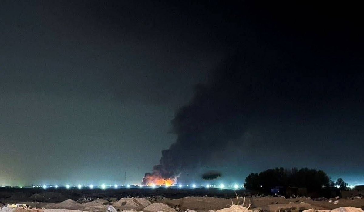 KrystianJachacy's tweet image. ❗ Pożar w amerykańskiej bazie #Victoria w #Irak 🇮🇶.