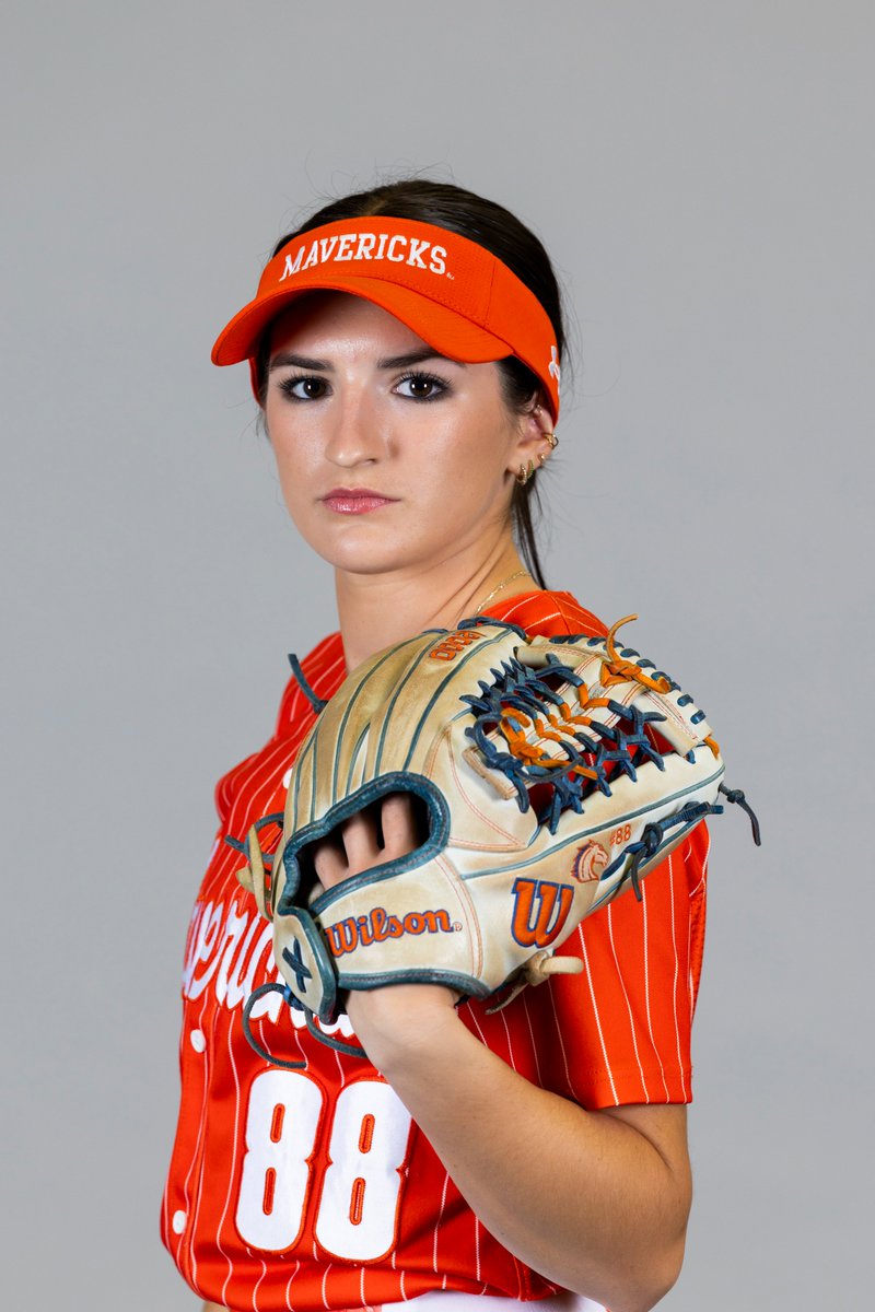 UTA Softball tweet media