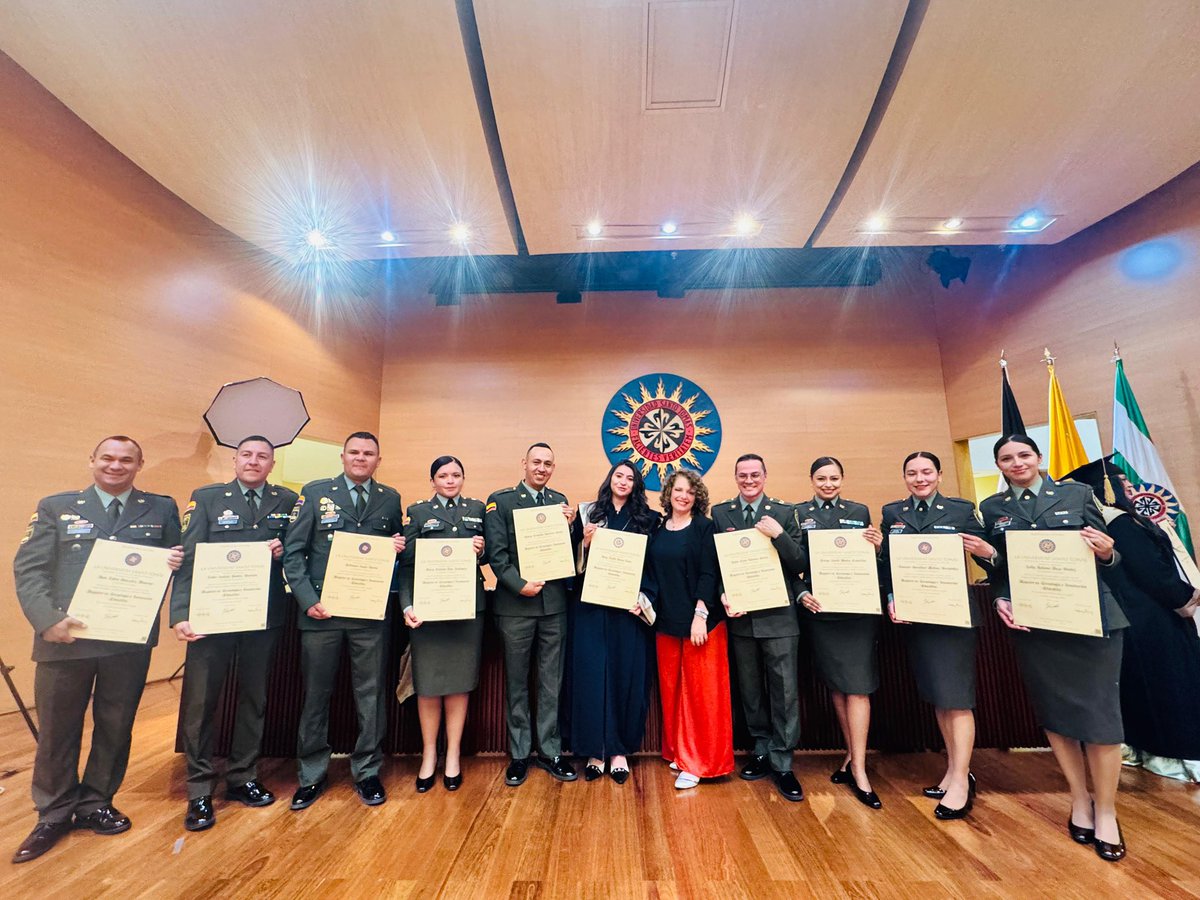 Dirección de Educación Policial tweet media