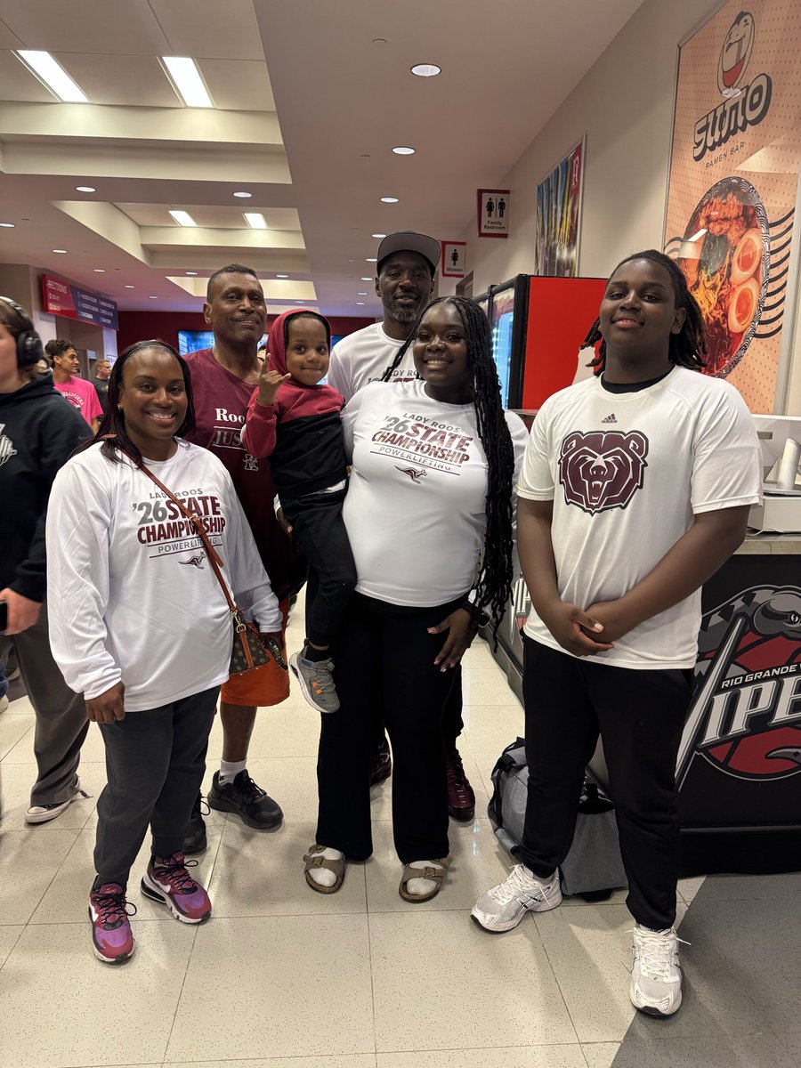 Coach Ayeee tweet media