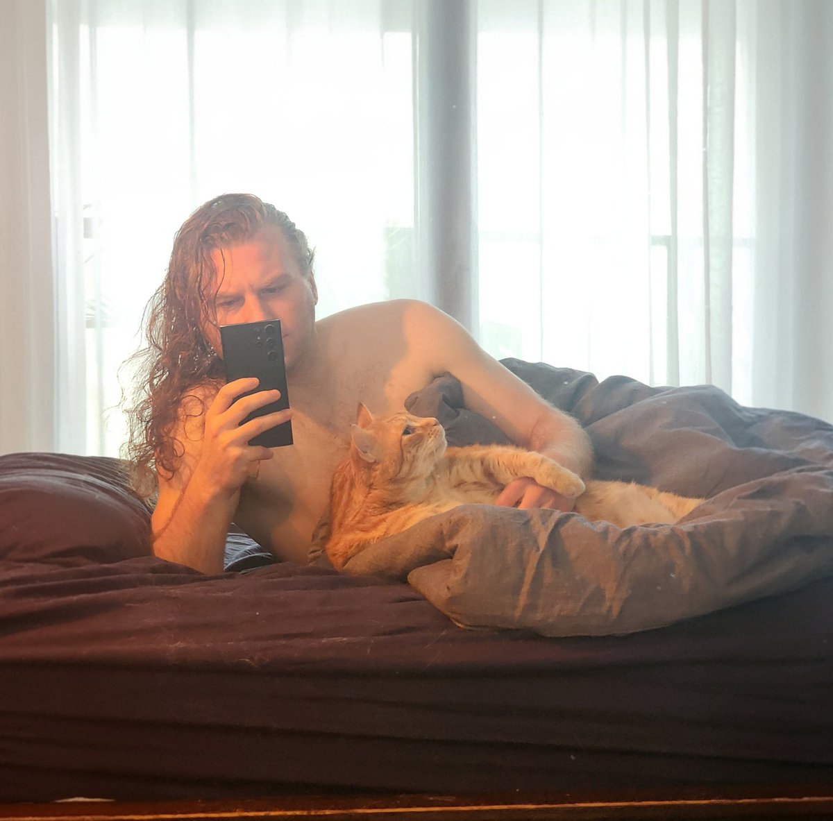 Dame Judi Wench tweet media