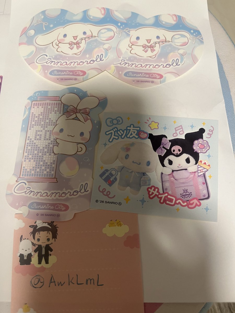 AwkLmL's tweet photo. 【交換】Cinnamoroll Dreamy Bloom サンシャイン シナモン ステッカー
サンリオ スクールコレクション ノベルティ ステッカー  クロミ　シナモン

【譲】　1枚目の写真
【求】　2枚目の写真❤️のもの

異種交換で申し訳ないです
都内、神奈川、ピューロでの手渡し希望です
ご気軽にお声がけください https://t.co/H4xIL3x73E