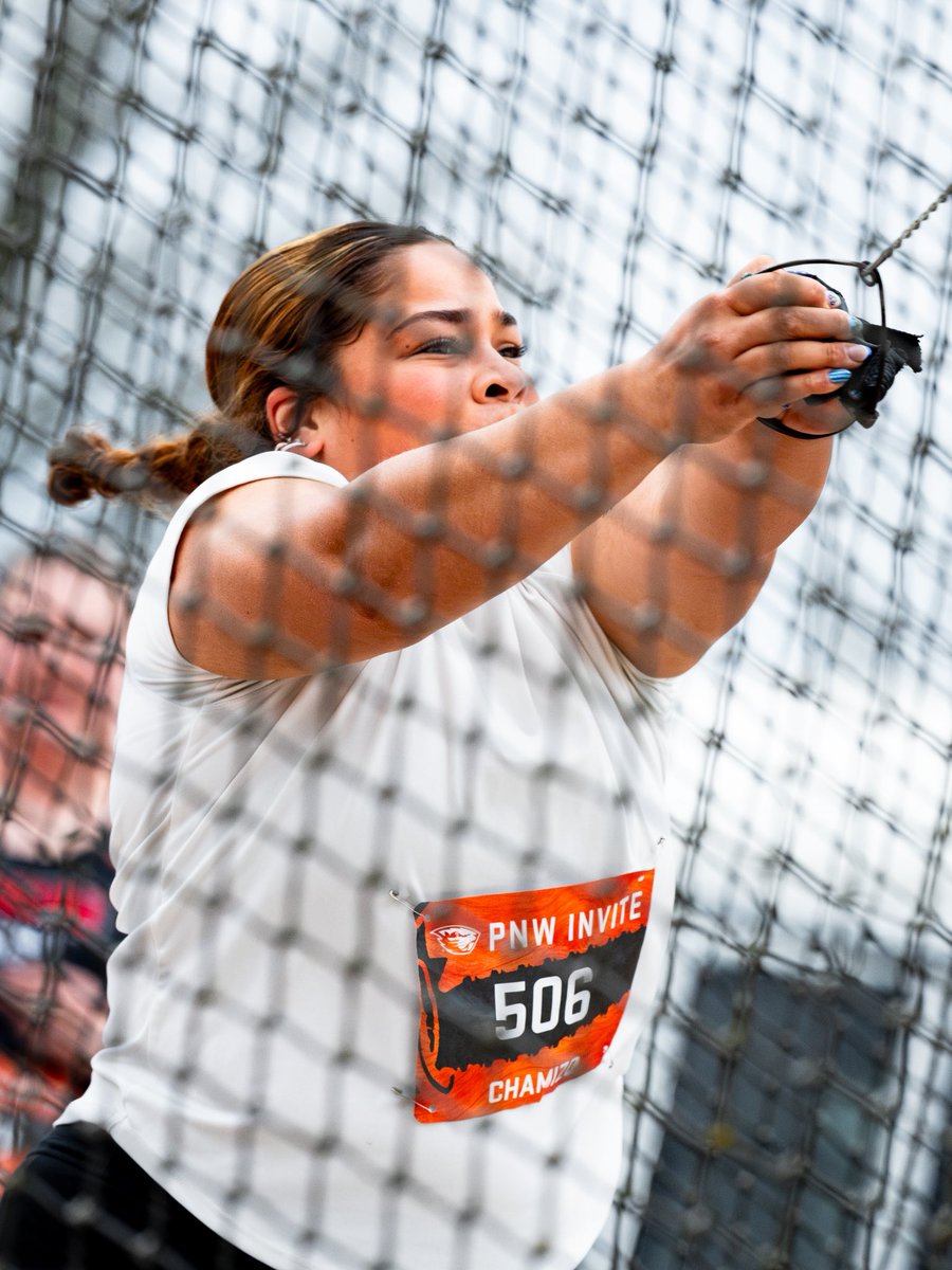 BeaverTFXC's tweet photo. 📍Throwvallis 

The Beavs finish 1-2 in the hammer among collegians and Bea records the no. 7 mark in the west region! 

2. Beatrice Pettersson - 54.95m/180-3 (OSU #6)
3. Olivia Chamizo - 50.59m/165-11 (PB) https://t.co/sr1aRPHr3x