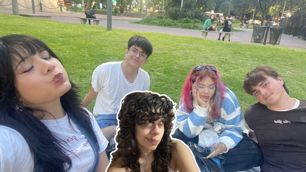 𝑒𝑠𝑡𝑒𝑓𝑖 *ੈ✩‧₊˚ tweet media