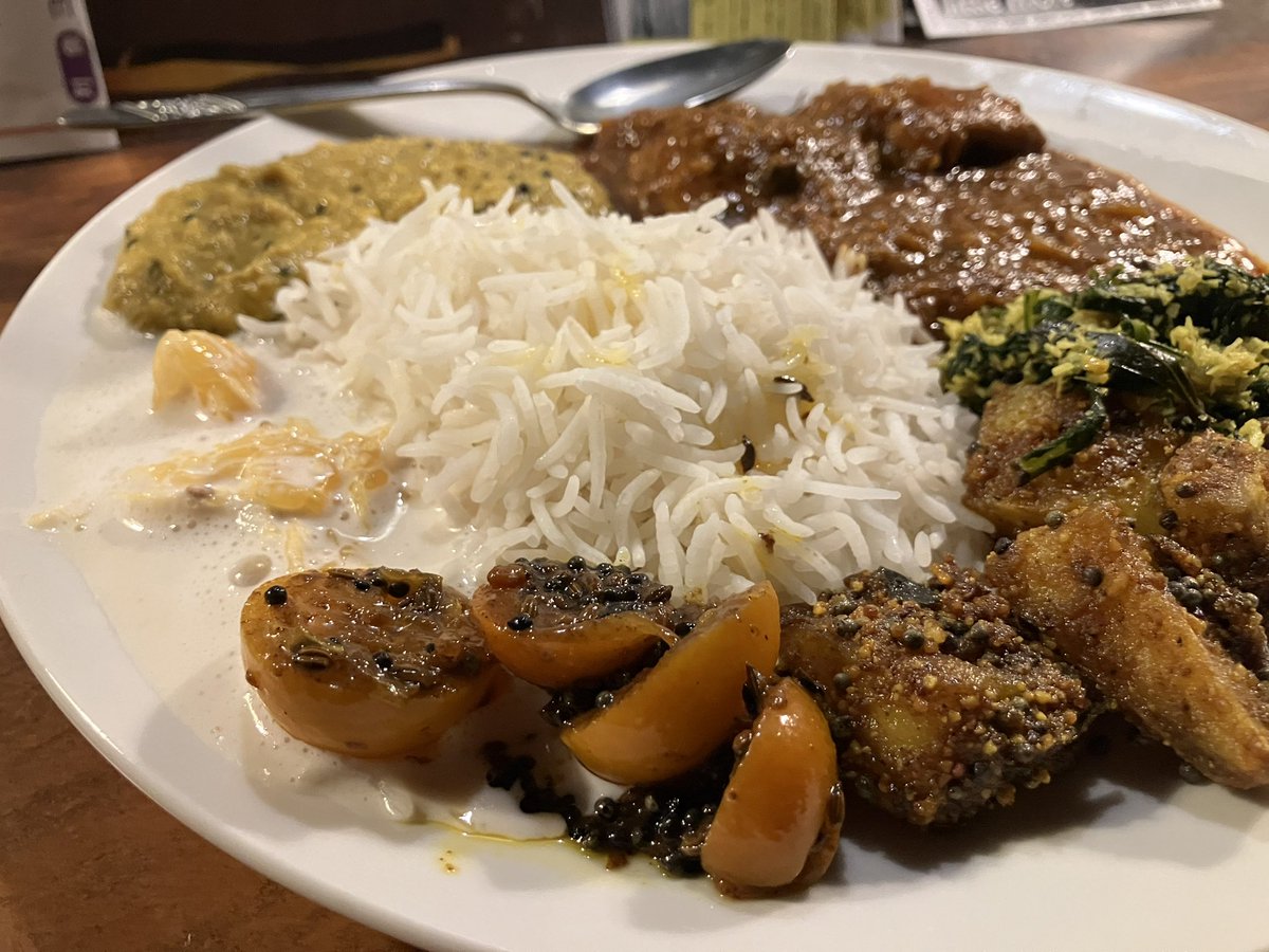 あふろん tweet media