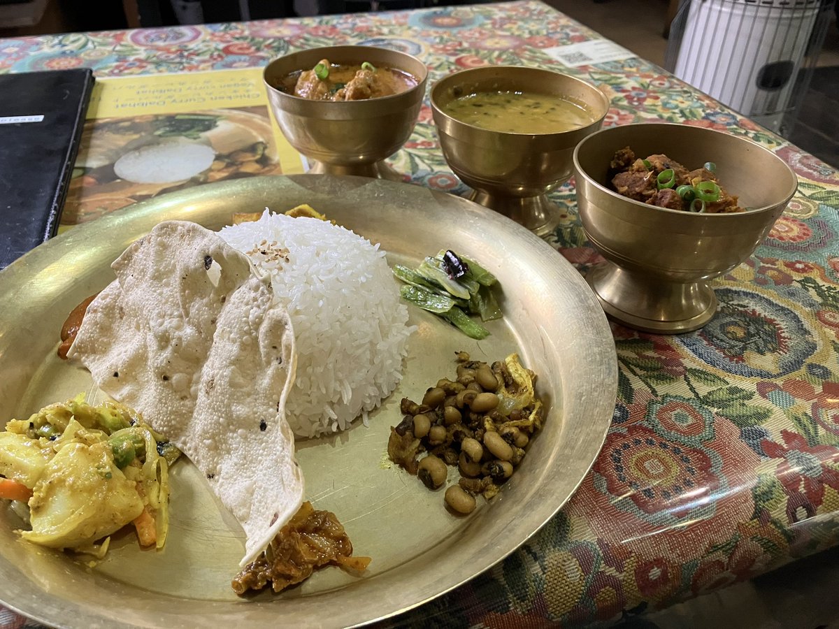 あふろん tweet media