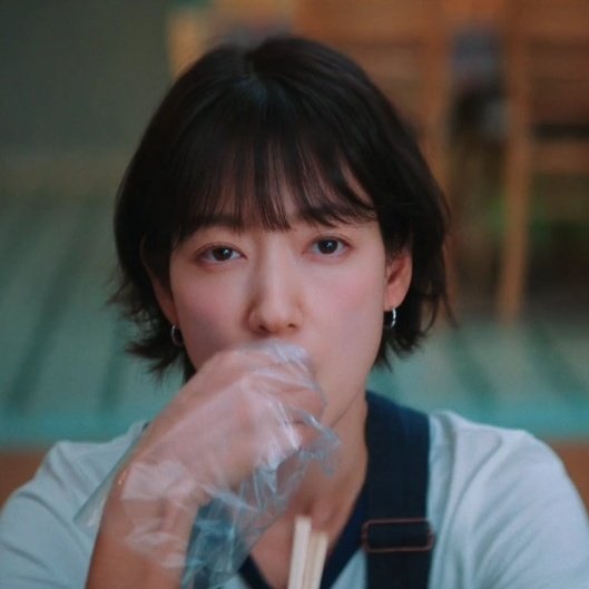 basil🐈‍⬛ GEUMBOKHEE CANON tweet media