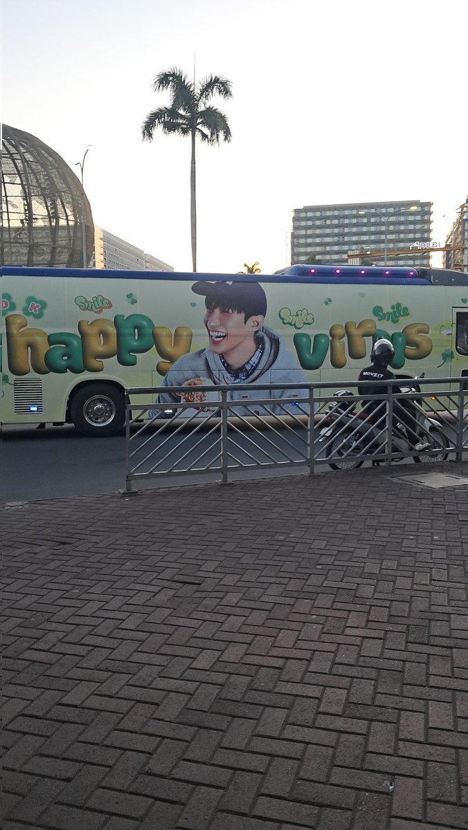 eyrie 💚💜 tweet media