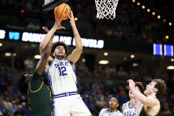 March Madness!
Did you know that with all the sudden stops, jumps, and rapid changes in direction, basketball players more commonly experience ankle sprains, knee injuries (ACL/MCL tears, patellar tendinitis), &amp; lower back strains? <a href="/OSS_Surgeons/">OSS</a> we've got you covered206-633-8100.