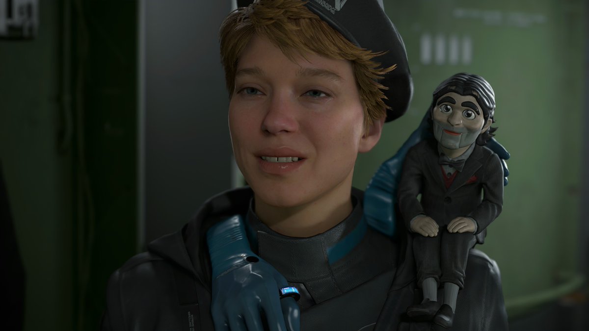 tiny violet tweet media