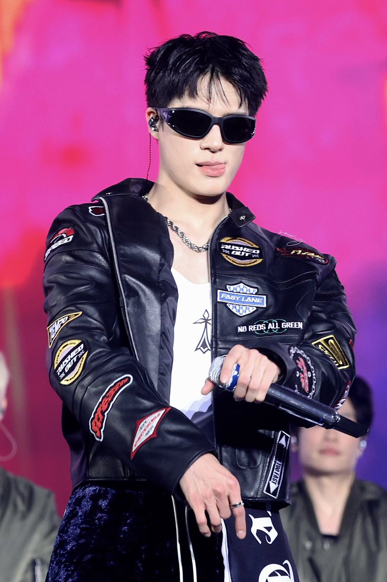 𝑵𝑶𝑵𝑨𝑴𝑬⁶⁵ tweet media