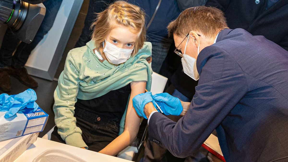 Vox Panis- entartete Memes tweet media