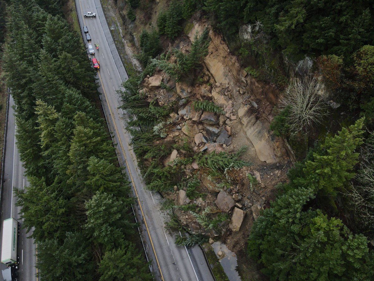 WSDOT North tweet media