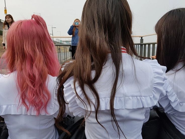 old loona pics tweet media