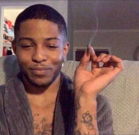 Elaïs with a E tweet media