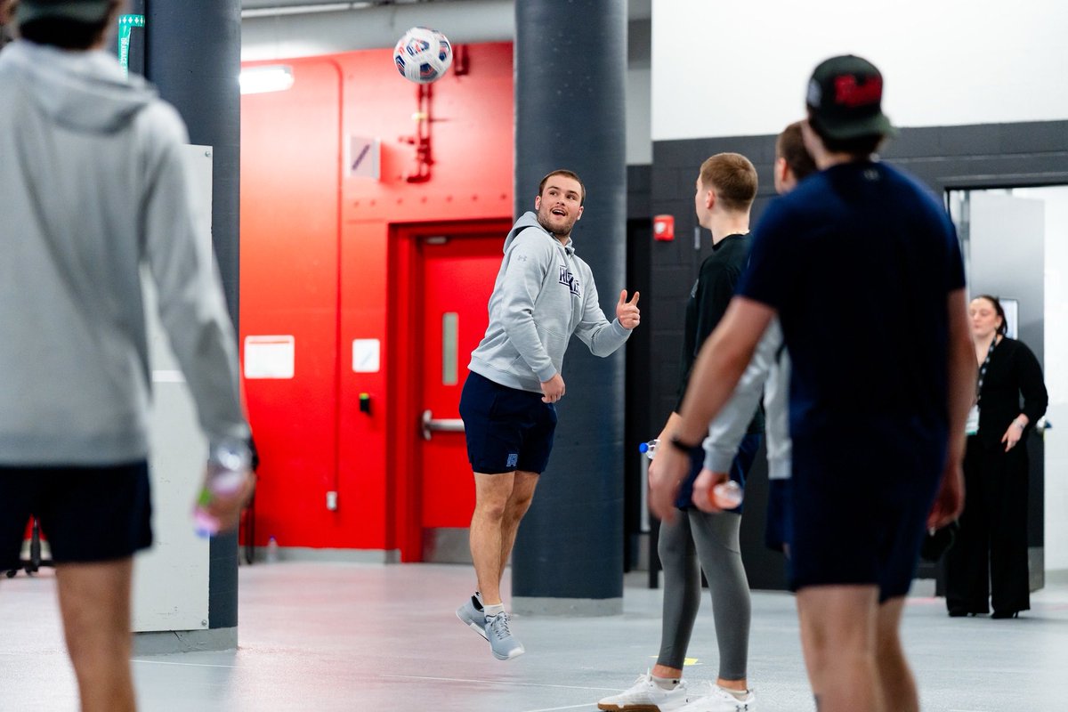 x - Rocket de Laval tweet media