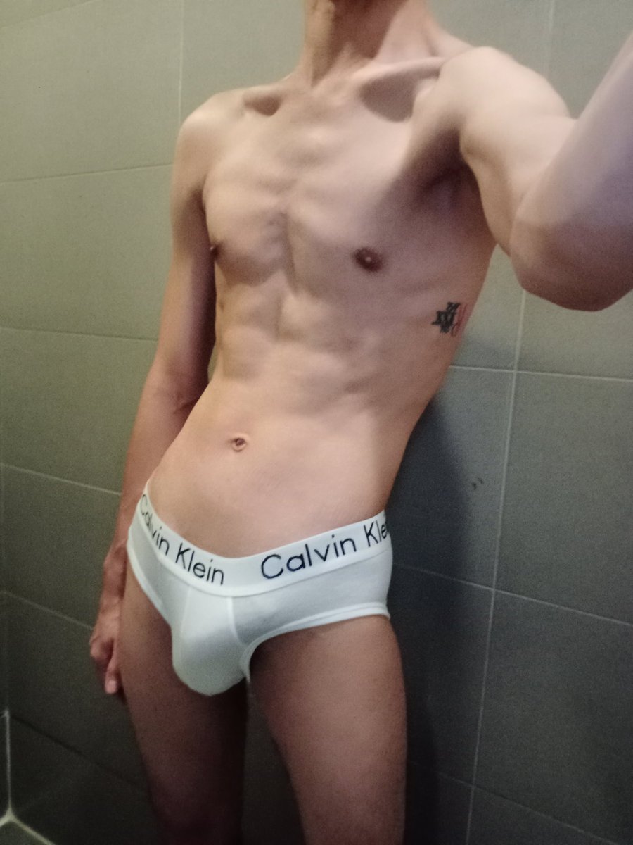 Barebender tweet media