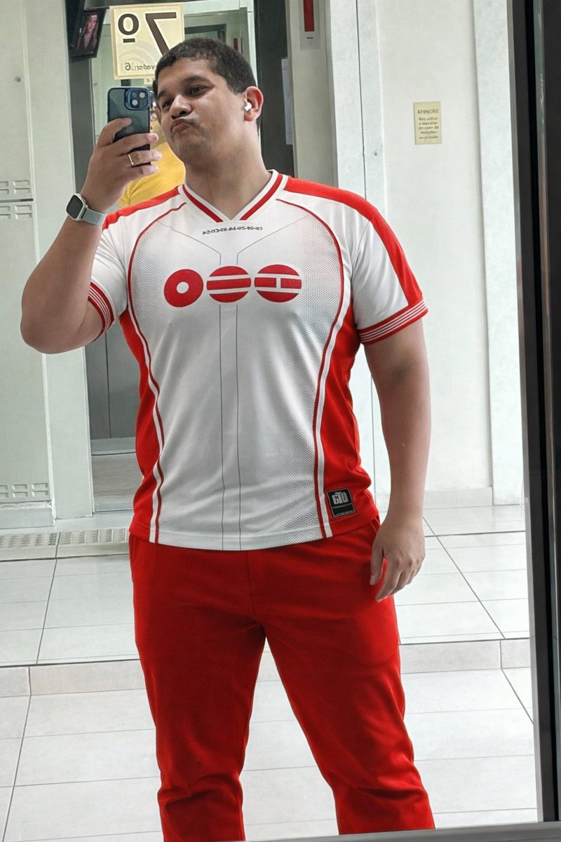 Uniforme de um #ARMY #bts #arirang #brazil #BArmy