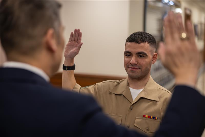 U.S. Marines tweet media