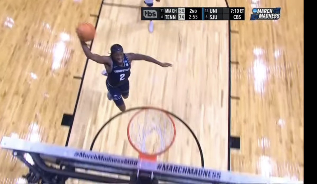 No Context College Basketball tweet media