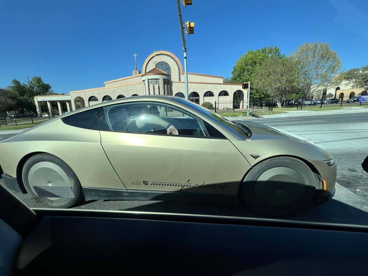 sharps e/ecc tweet media