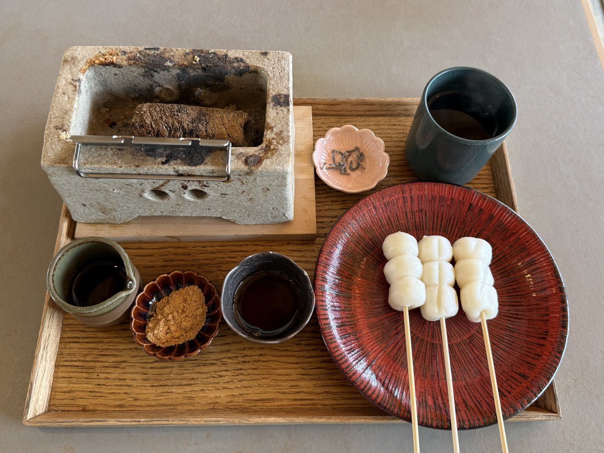 ぷりぷり。 tweet media