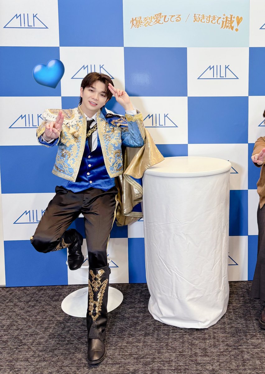 さ tweet media