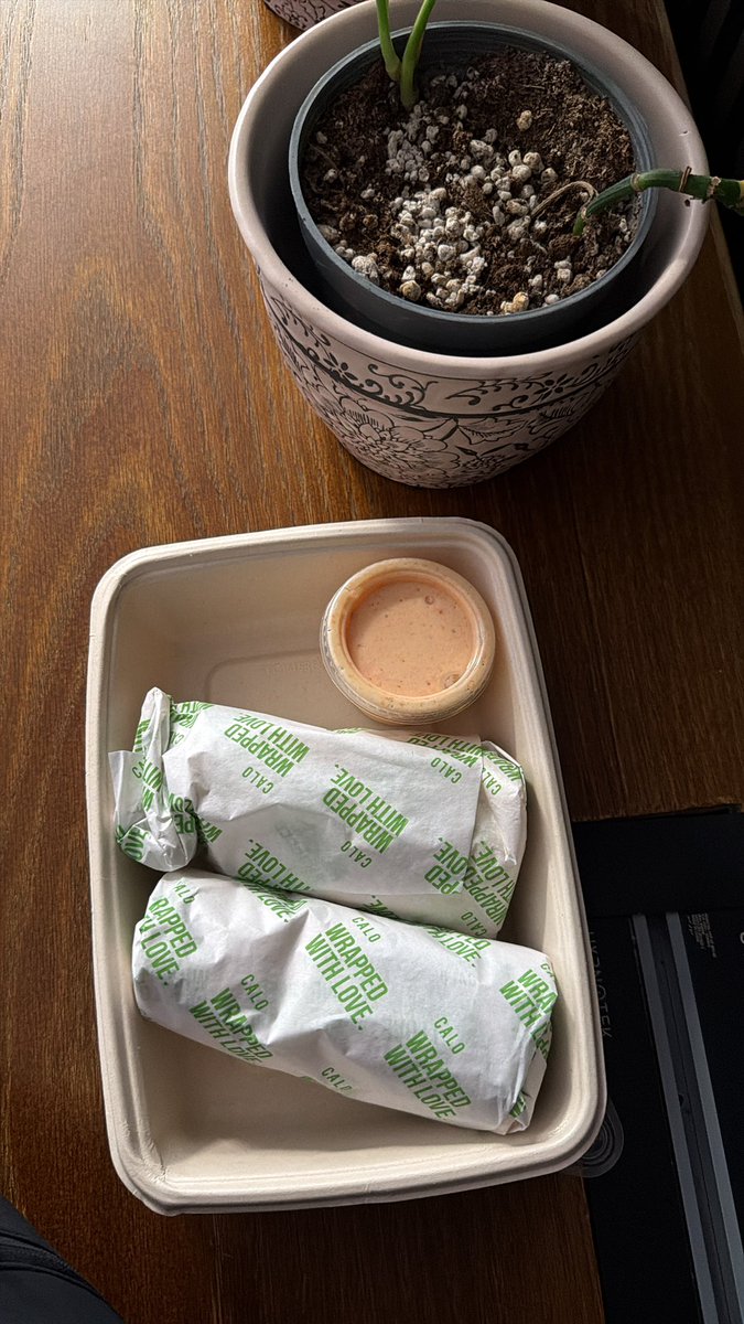 𝙵𝚊𝚑𝚊𝚍 tweet media