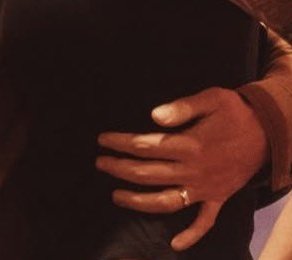 gerard hands daily 🖐🏼✨️ tweet media