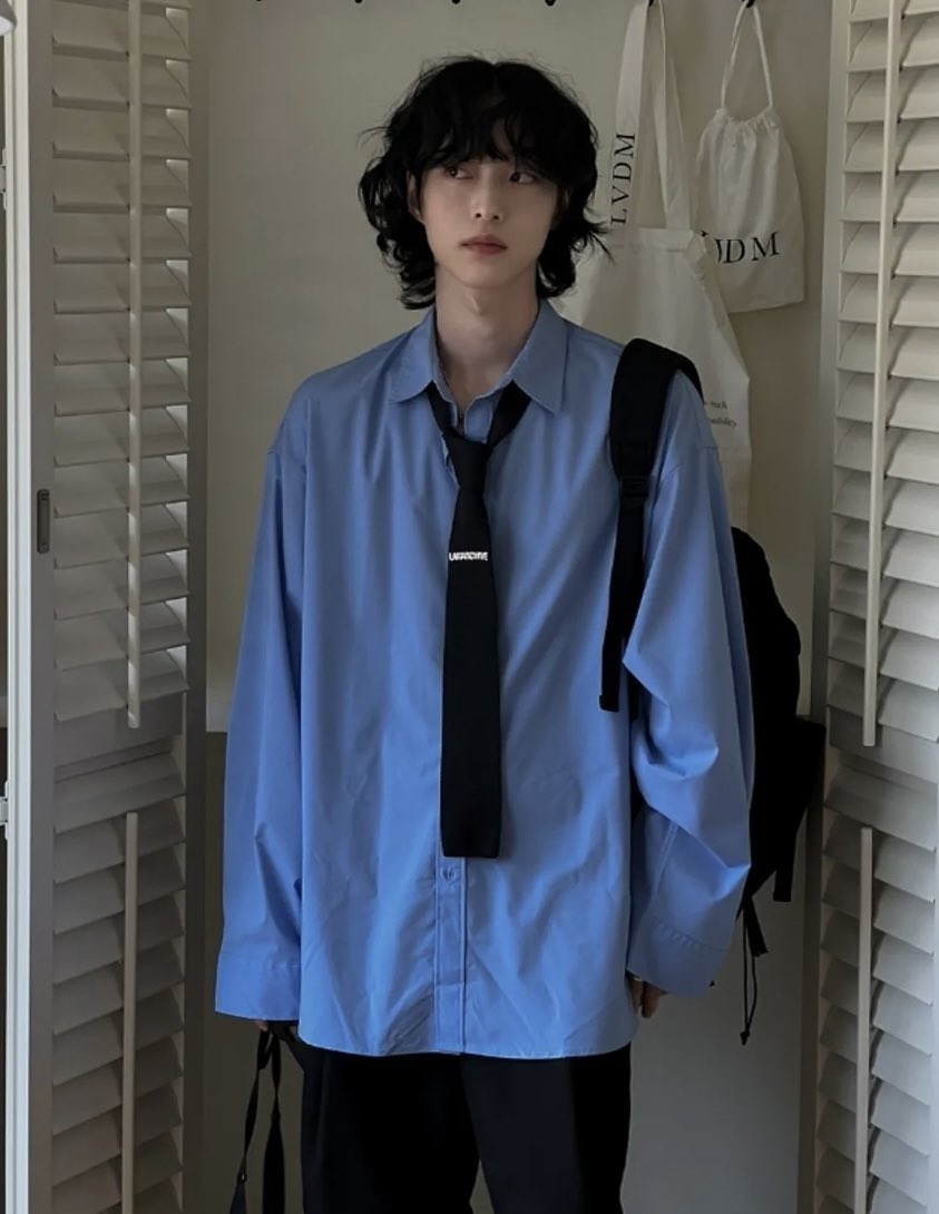 しろねこ tweet media