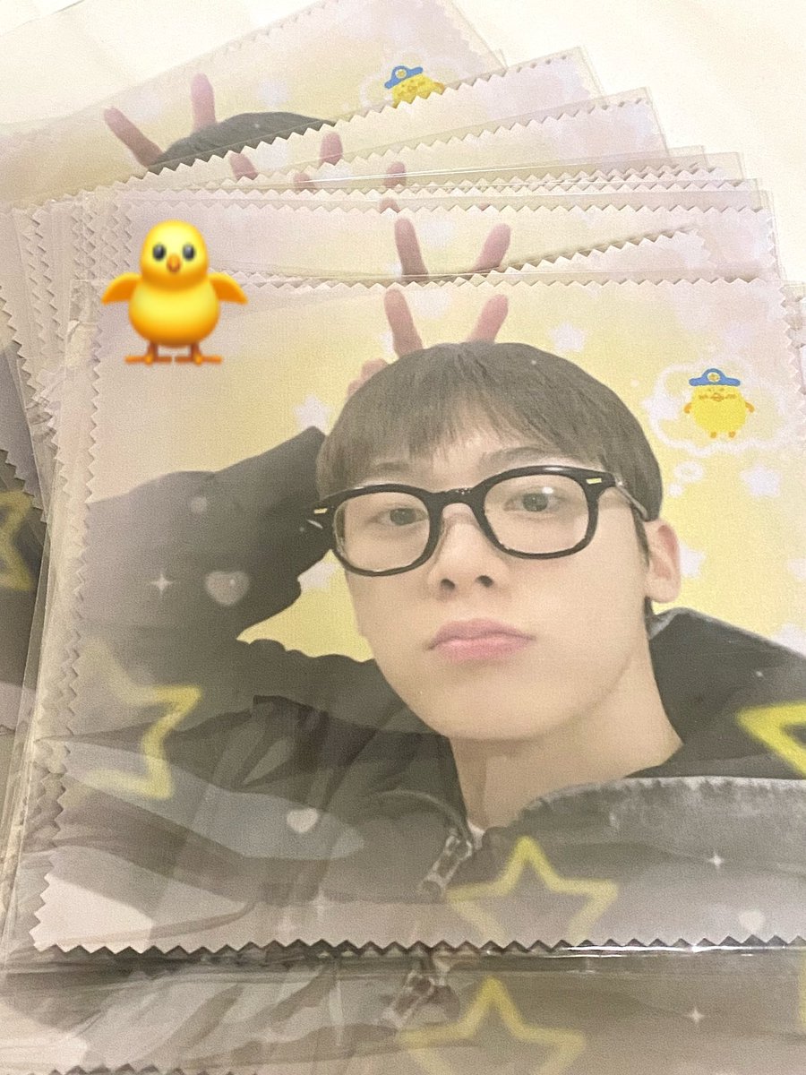marukocy's tweet photo. SANiGHT Project #3 -약속 
🎁나눔💗
안경보와 거울을 준비했습니다🐣
교환 가능합니다.~ 나머지는 랜덤 증정
시간: 12:00-17:00
@Awatermelon0223 
 #ASTRO #SANiGHT  #윤산하
#YOONSANHA https://t.co/Vrp6wUlPsT
