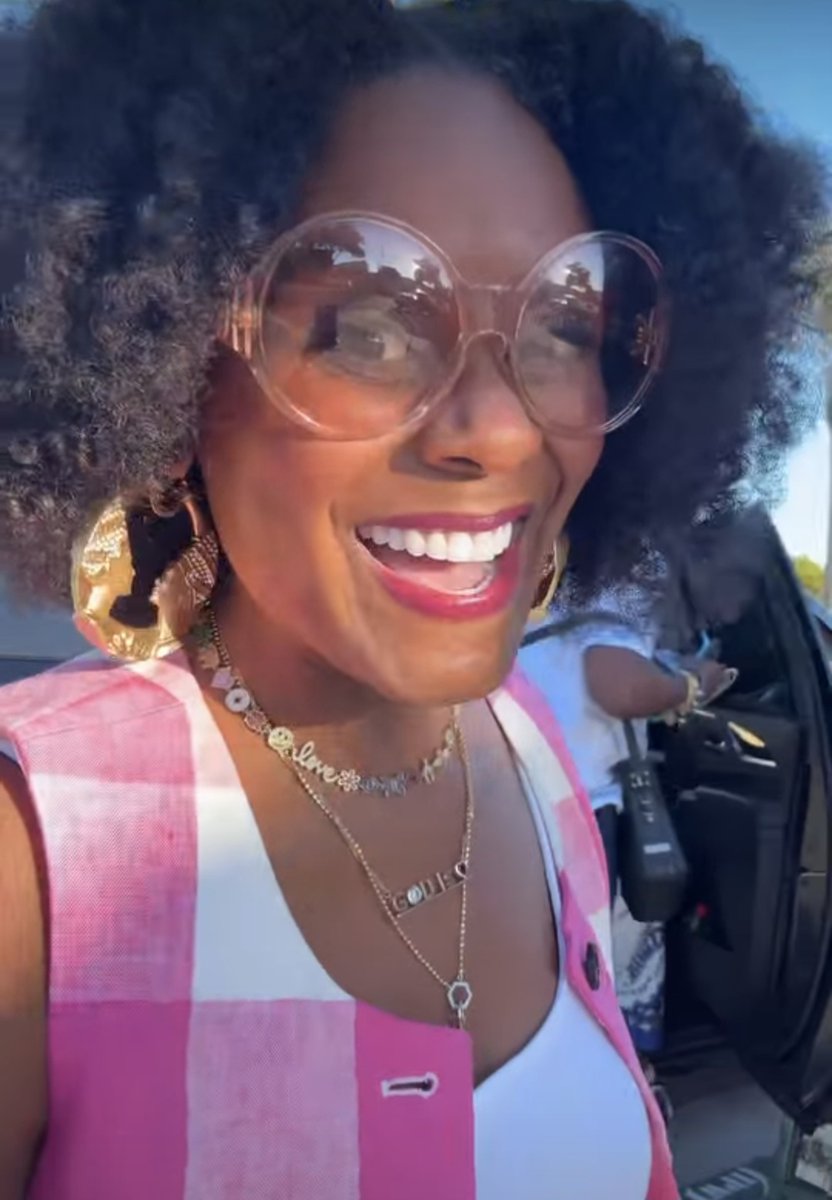 Bdonna456290's tweet image. Tabitha Brown #tabithabrown