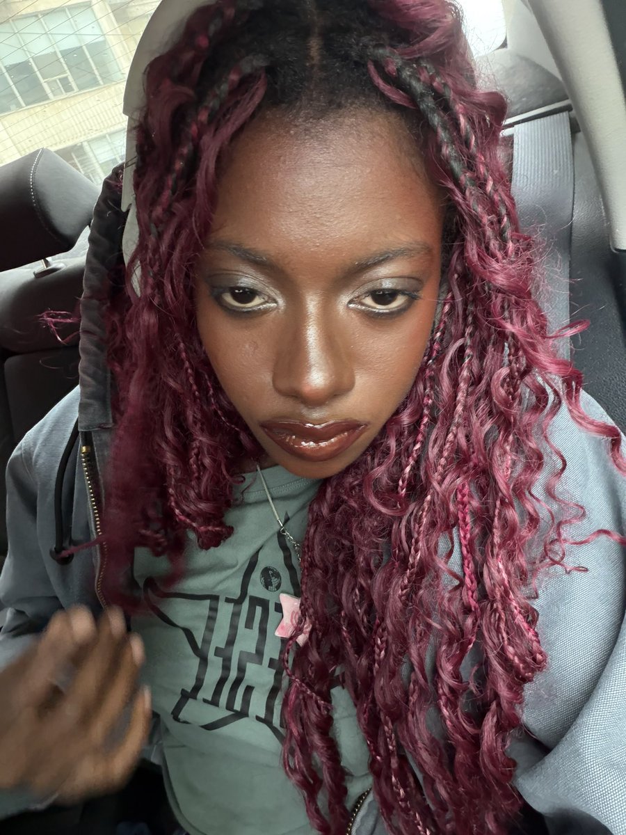 yizzy 🎸 tweet media