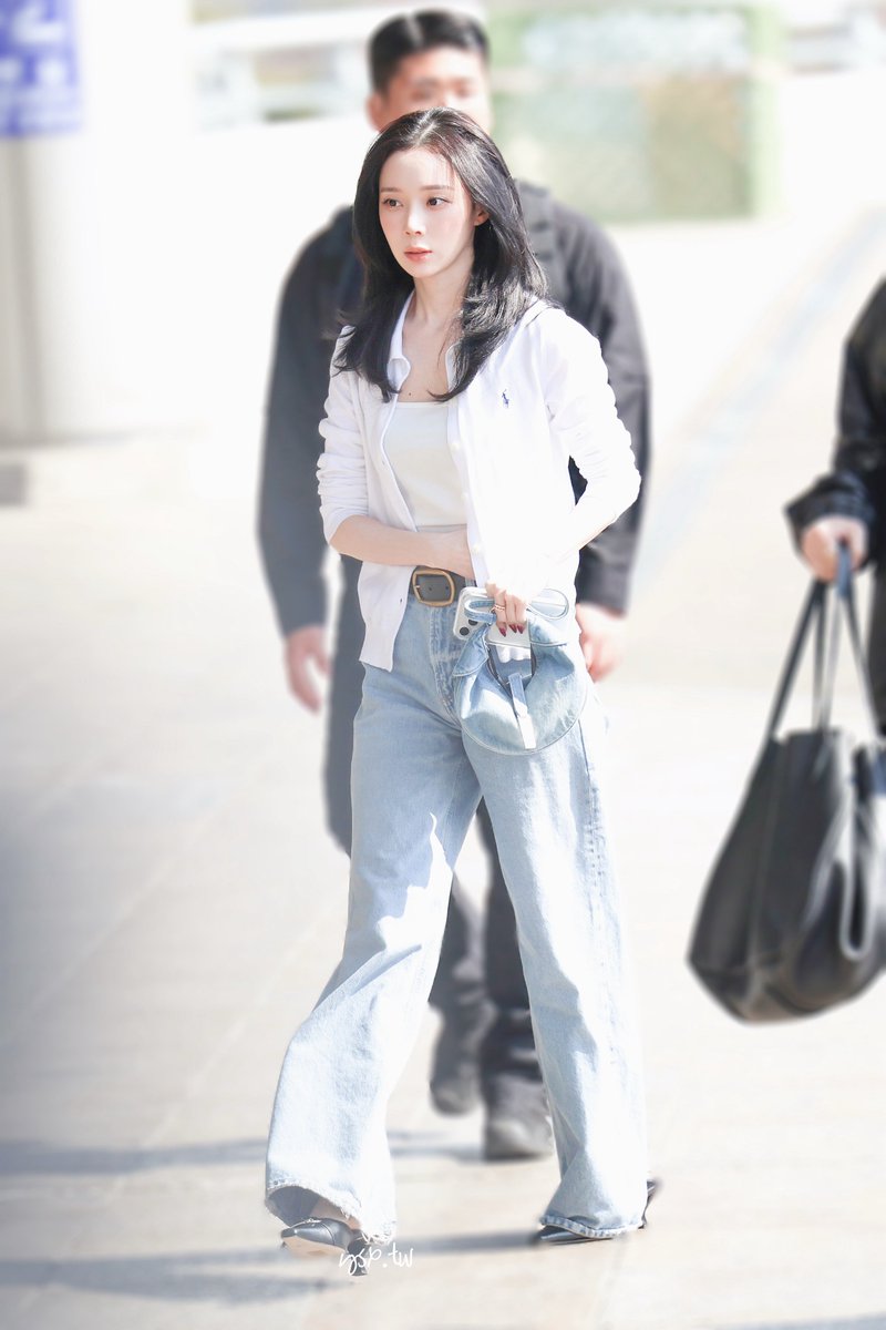 260321_GMP✈️_Winter⛄️
炡老闆😍 Real Boss~
#金旼炡 #윈터 #Winter  #金冬天 
#에스파 #aespa￼