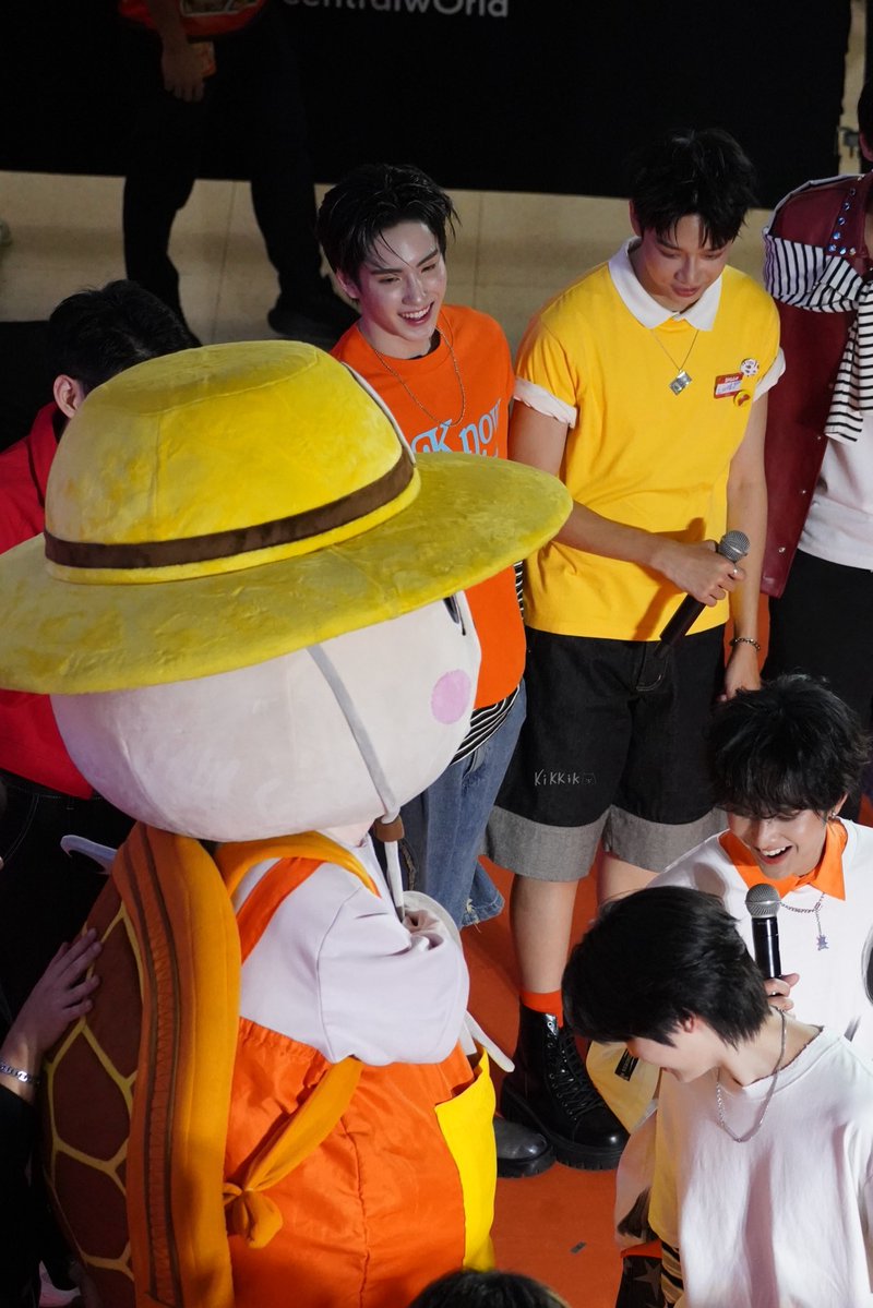 มูมู tweet media