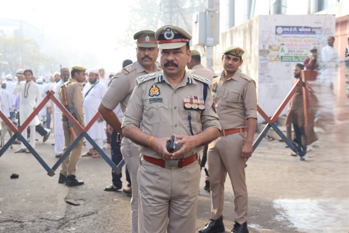 POLICE COMMISSIONERATE GAUTAM BUDDH NAGAR tweet media