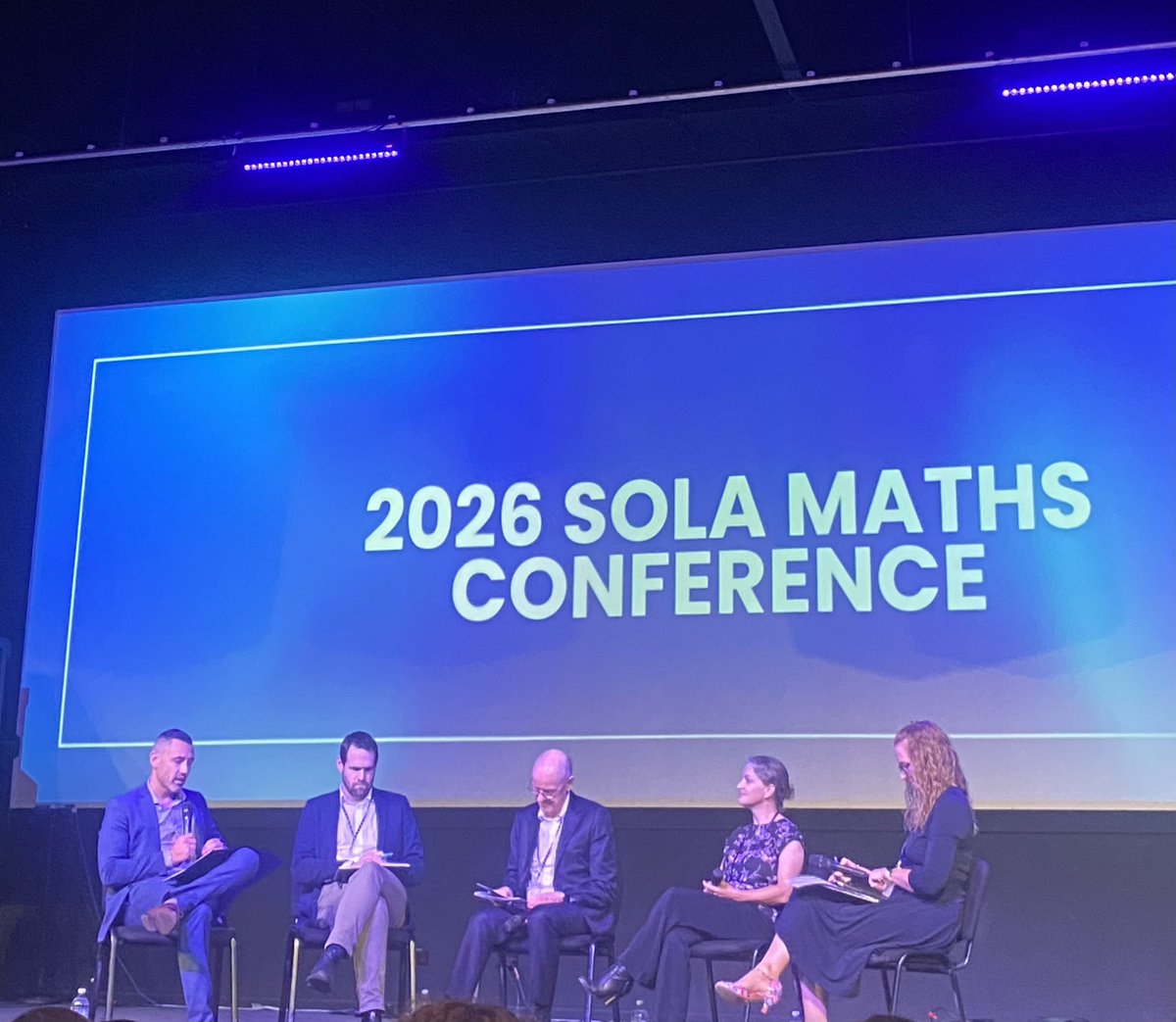 Rocking Dan tweet media