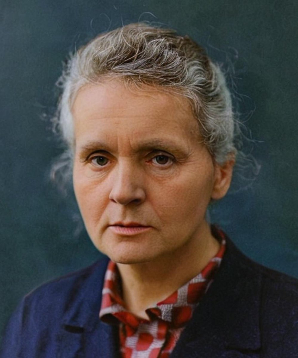 Stats Globe tweet media