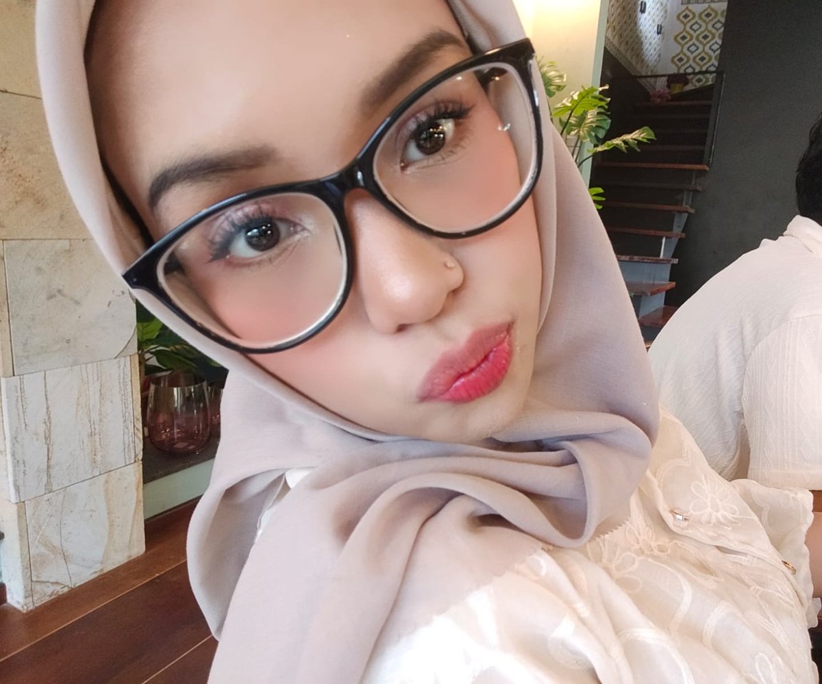 dasha ♡ comms are open! tweet media