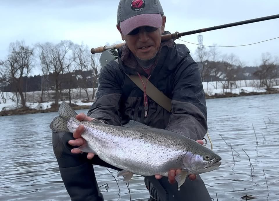 wildfishing1122's tweet photo. 早春の魚野川釣行
#フライフィッシング #魚野川 #スペイキャスティング #flyfishing #speycasting https://t.co/eQPSbe052P