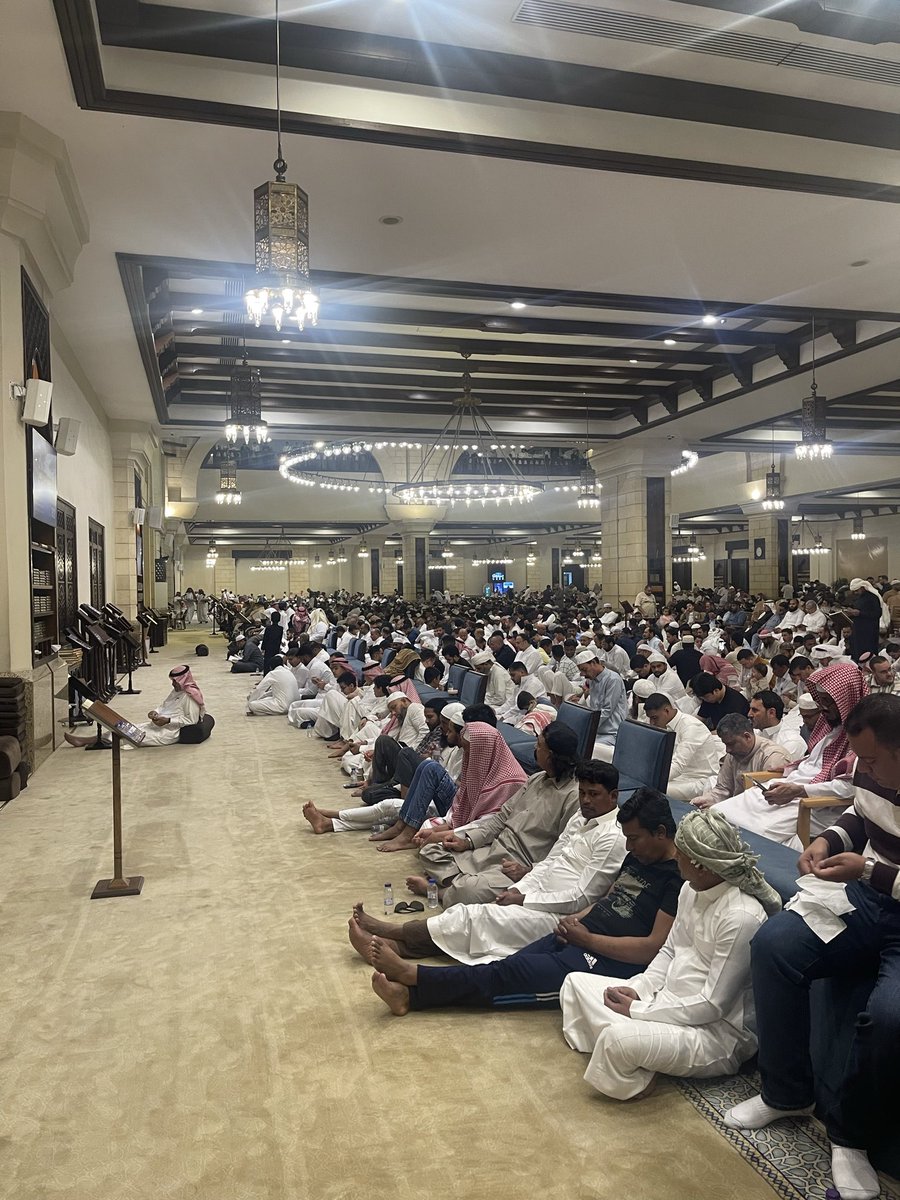 مُـنَـاف tweet media