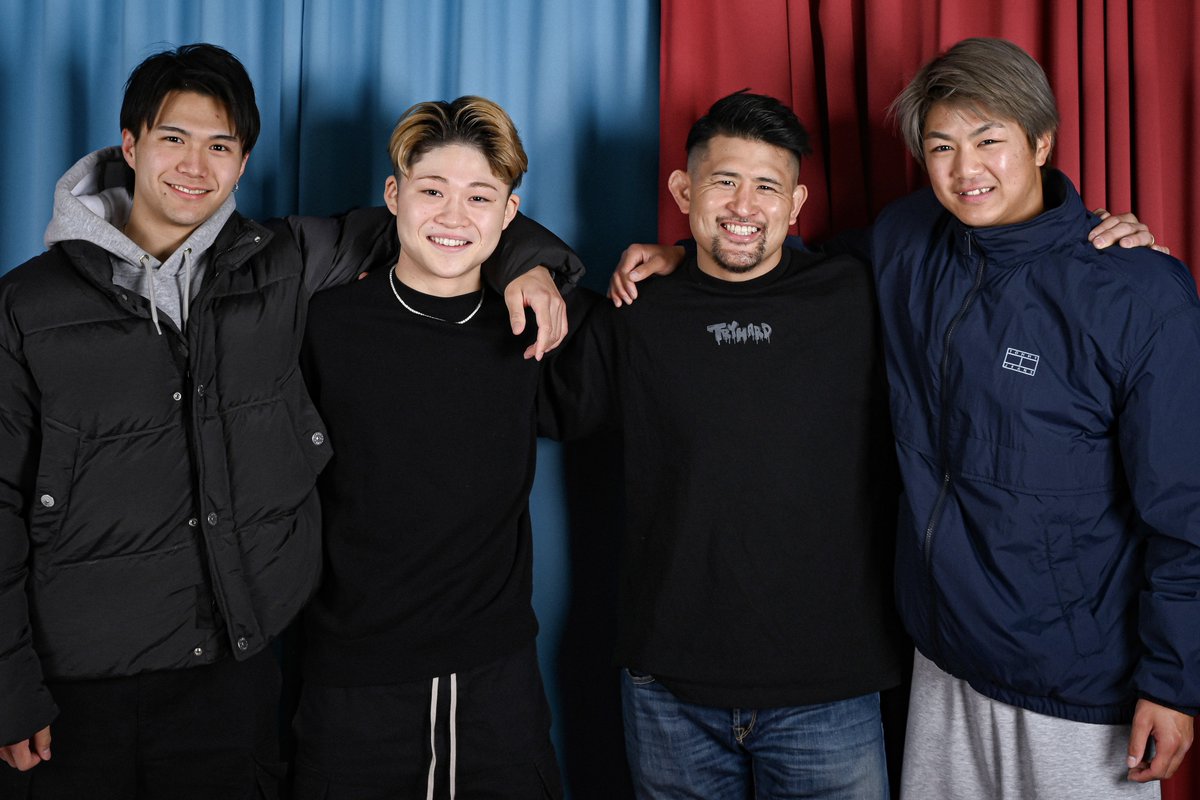 TryHard_gym's tweet photo. 𝐆𝐫𝐨𝐮𝐩 𝐩𝐡𝐨𝐭𝐨 📸 ˊ˗
⁡
先日プロ選手・トレーナーの
宣材写真撮影を行いました！
⁡
順番が前後のメンバーで
撮影後のオフショットを撮影⭐️
⁡
競技の強さはもちろん、
選手の認知度向上やスポンサー活動も
サポートしていけるよう努めます！
⁡
#トライハードジム #格闘技 #町田 https://t.co/wMlXYiO909