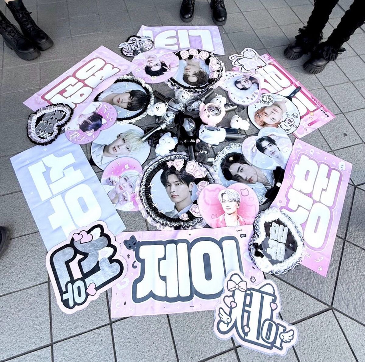 👼🏻🎀 tweet media