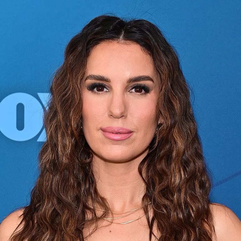 Pop Crave tweet media