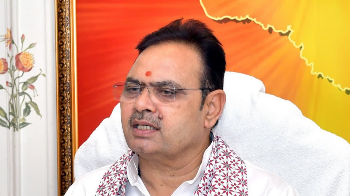 ETVBharatRJ's tweet image. राजस्थान में बारिश और ओलावृष्टि से नुकसान, सरकार ने जिला कलेक्टरों से मांगी खराबे की रिपोर्ट etvbharat.com/hi/state/bhaja… @BhajanlalBjp @BJP4Rajasthan @INCRajasthan 
#COLLECTORS #SURVEYS
#CONGRESSDEMANDS #FARMERS
#DAMAGE #HAILSTORMS #rajasthan