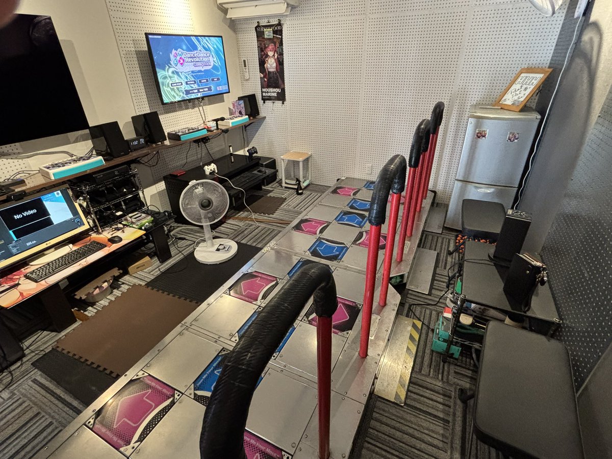 るなおじ tweet media